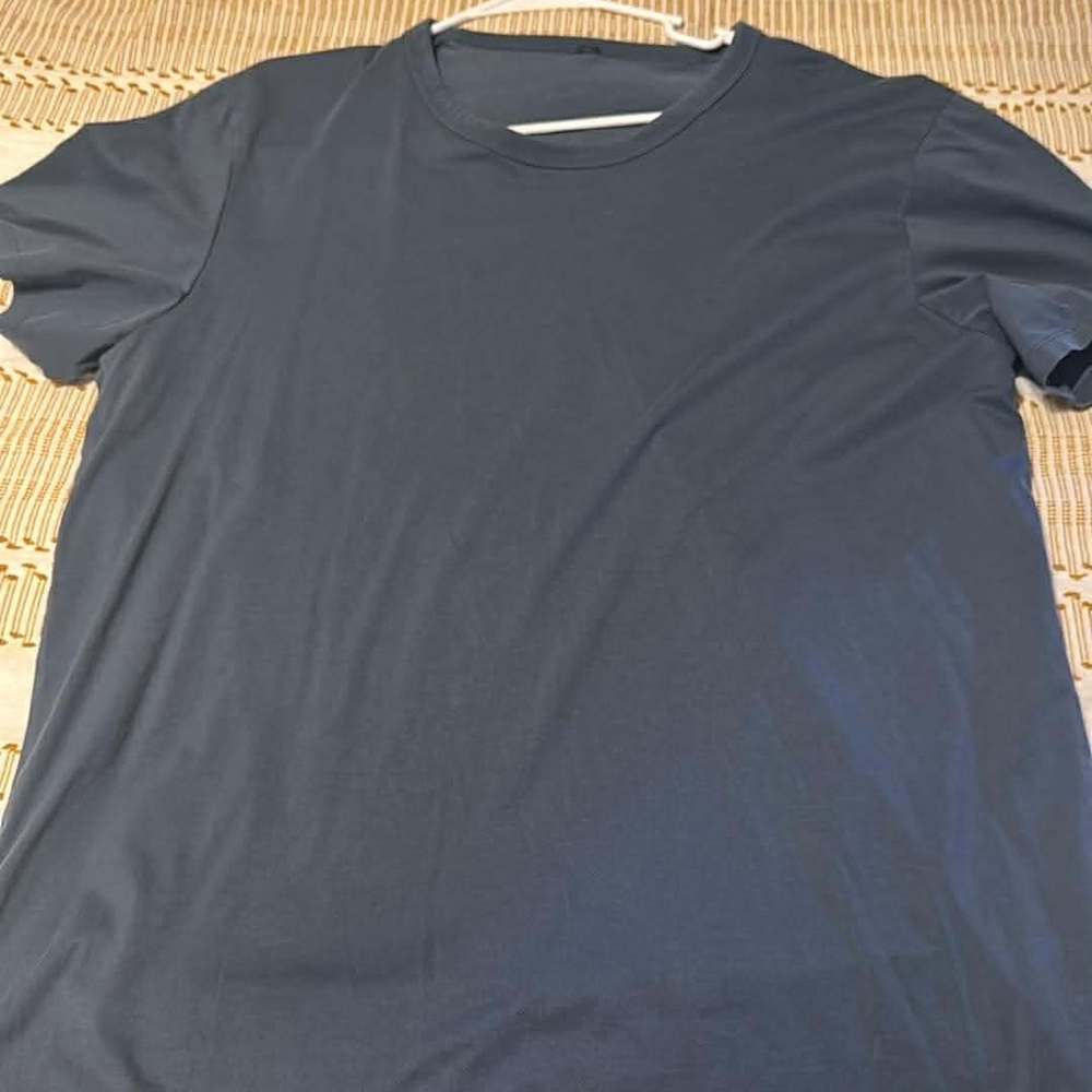 lululemon athletica Navy Short Sleeve Tee